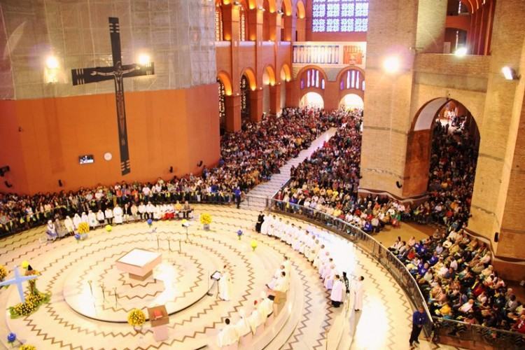 Esse movimento expressivo já é esperado pelo Santuário Nacional, já que nesse período muitas pessoas aproveitam as férias escolares para a viagem em família. (Foto: Flávia Gabriela/Santuário de Aparecida)