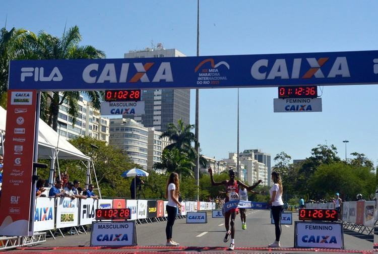 Na 19ª edição, o queniano Edwin Rotich venceu o brasileiro Giovani dos Santos com apenas 2 segundos de diferença. Já no feminino, Nancy Kiprop confirmou o favoritismo. (Foto: MidiaSport)