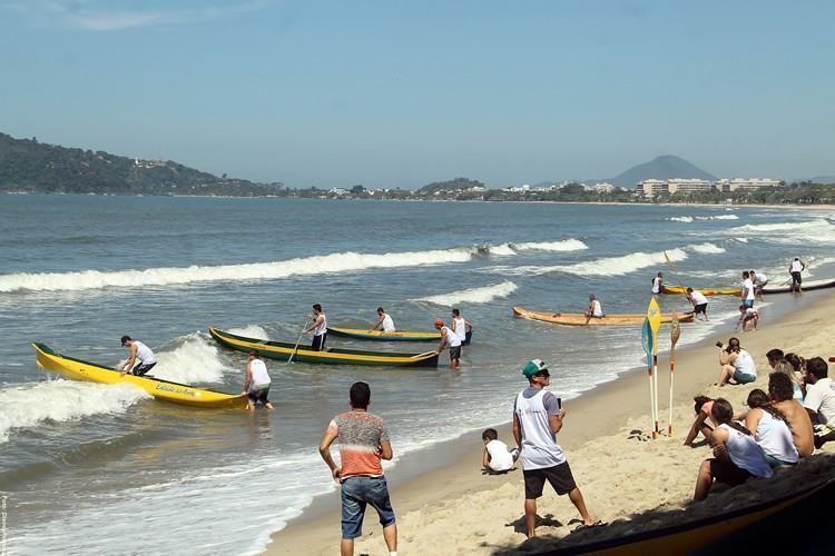 Corrida de canoa foi uma das atrações do evento. (Foto: Divulgação/PMU)