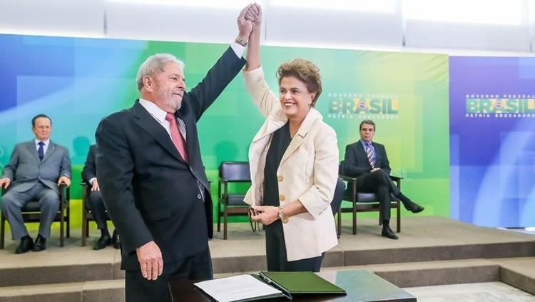 Brasília - Presidenta Dilma Rousseff durante cerimônia de posse dos novos Ministros de Estado Chefe da Casa Civil, Luiz Inácio Lula da Silva; da Justiça, Eugênio Aragão; da Secretaria de Aviação Civil, Mauro Lopes e do Chefe de Gabinete Pessoal da Presidenta da República, Jaques Wagner(Roberto Stuckert Filho/PR)