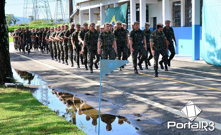 Desfile da tropa. (Foto: Luis Claudio Antunes/PortalR3)