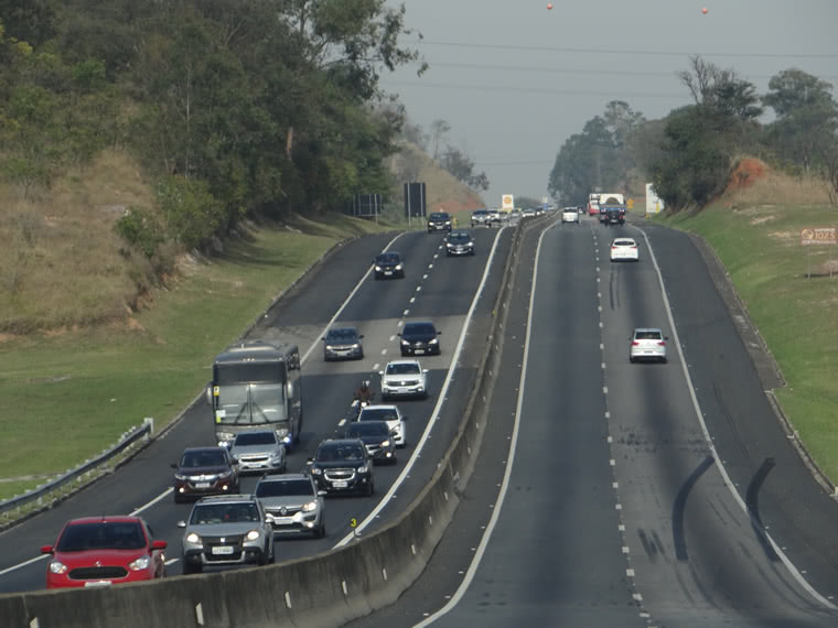 Esta deve ser a pior campanha sobre o excesso de velocidade da história  (sério)