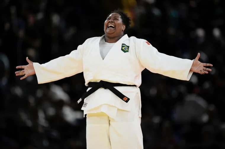 Beatriz Souza conquista a medalha de ouro