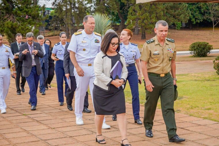 Fotos: Soldado Neiva e Gustavo Dantas da ESD